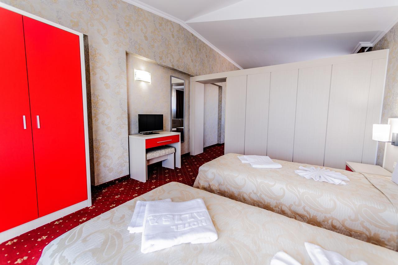 Hotel Alisa Pavel Banya Dış mekan fotoğraf